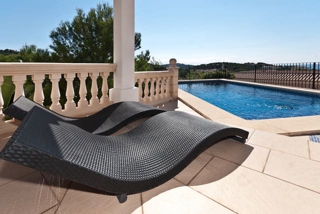 3 sovrum Villa till salu i Costa de la Calma, Calvià med pool - 2 650 000 € (Ref: 9478899)