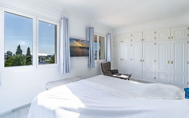 4 Zimmer Villa zu verkaufen in Santa Ponsa, Calvià mit Pool Garage - 3.700.000 € (Ref: 9478900)