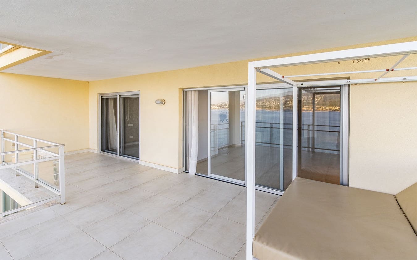 5 bedroom Apartment for sale in Magalluf with garage - € 1,630,000 (Ref: 9478901)