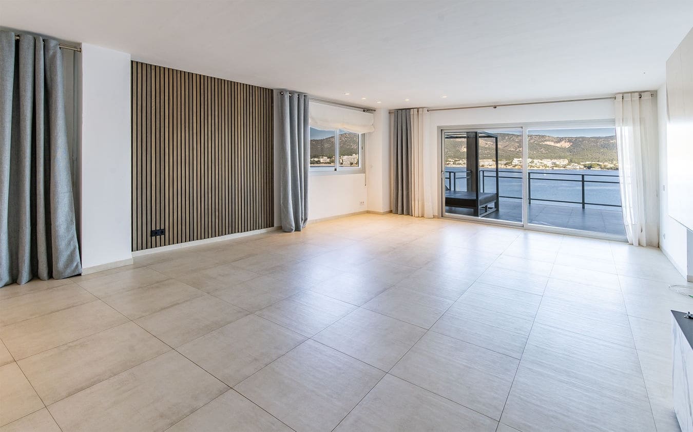 5 bedroom Apartment for sale in Magalluf with garage - € 1,630,000 (Ref: 9478901)