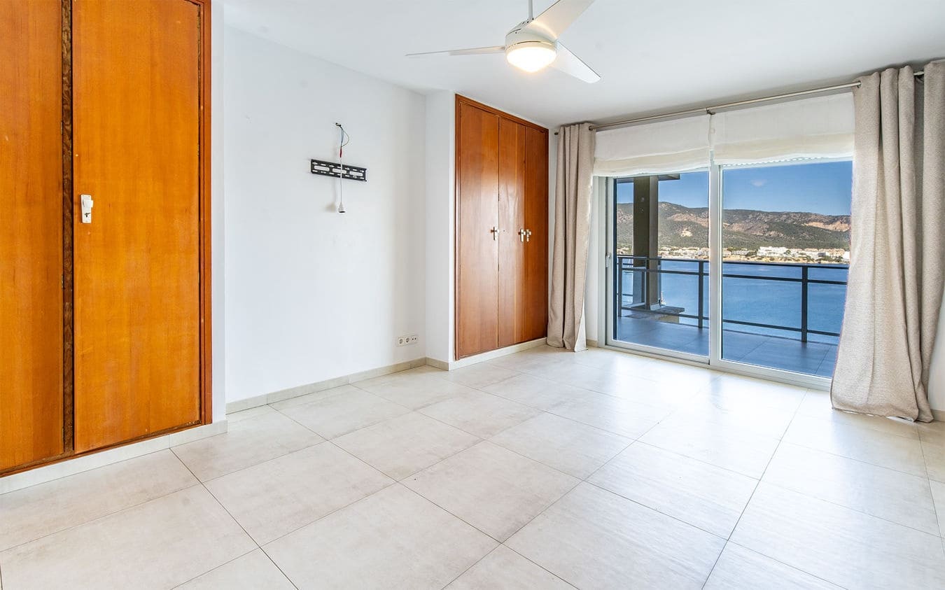 5 bedroom Apartment for sale in Magalluf with garage - € 1,630,000 (Ref: 9478901)