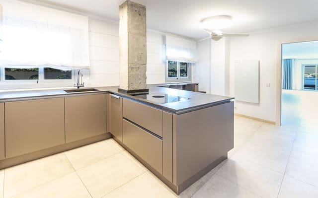 5 chambre Appartement à vendre à Magalluf, Calvià avec garage - 1 630 000 € (Ref: 9478901)