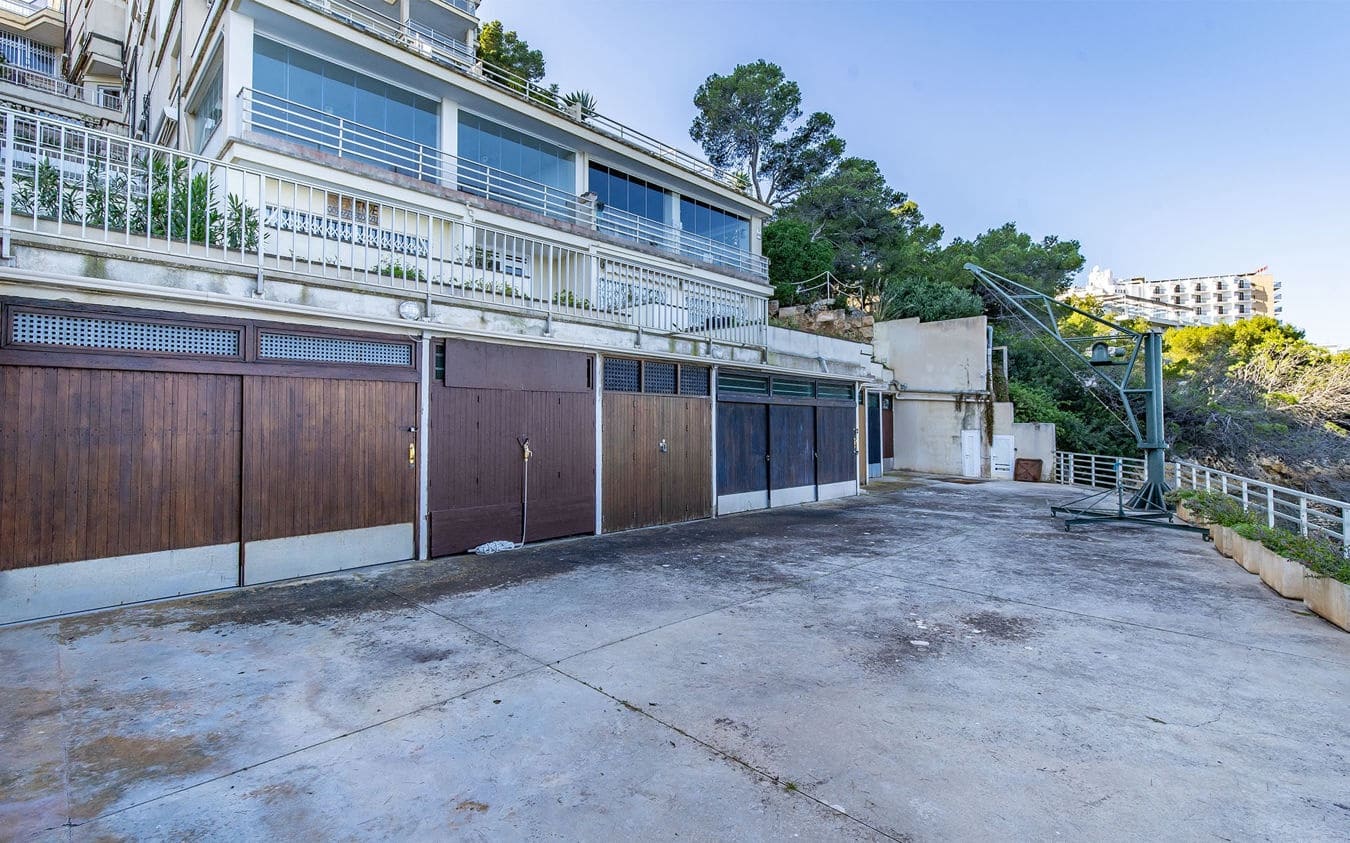 5 bedroom Apartment for sale in Magalluf with garage - € 1,630,000 (Ref: 9478901)