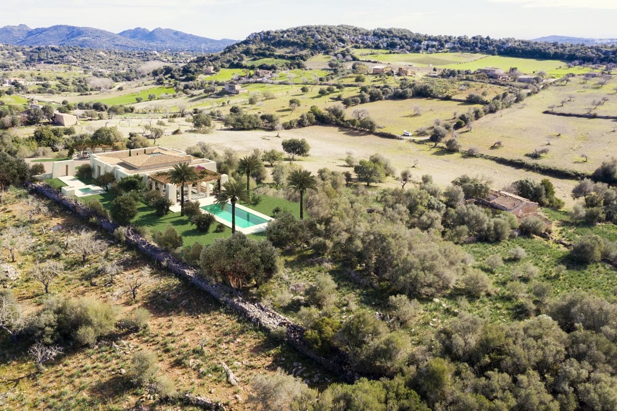 4 soveværelse Finca/Landehus til salg i Manacor med swimmingpool garage - € 5.000.000 (Ref: 9479205)