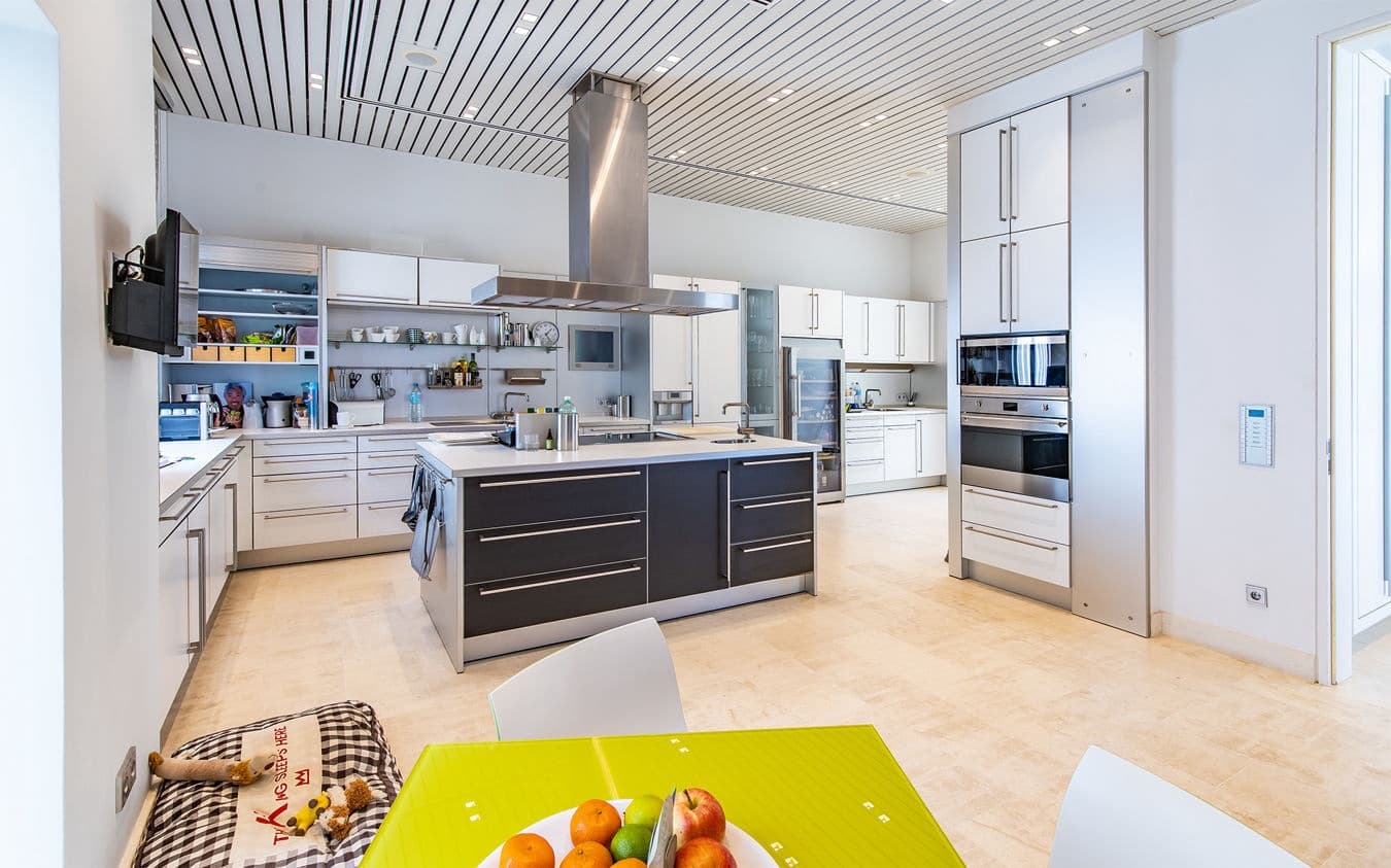 6 slaapkamer Villa te koop in Son Vida met zwembad garage - € 10.900.000 (Ref: 9486480)