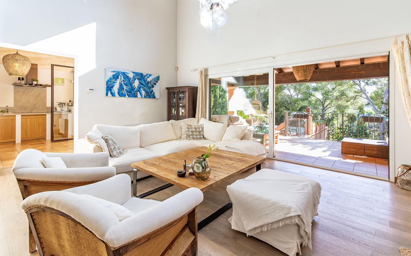 3 bedroom Villa for sale in Santa Ponsa with pool garage - € 1,850,000 (Ref: 9486481)