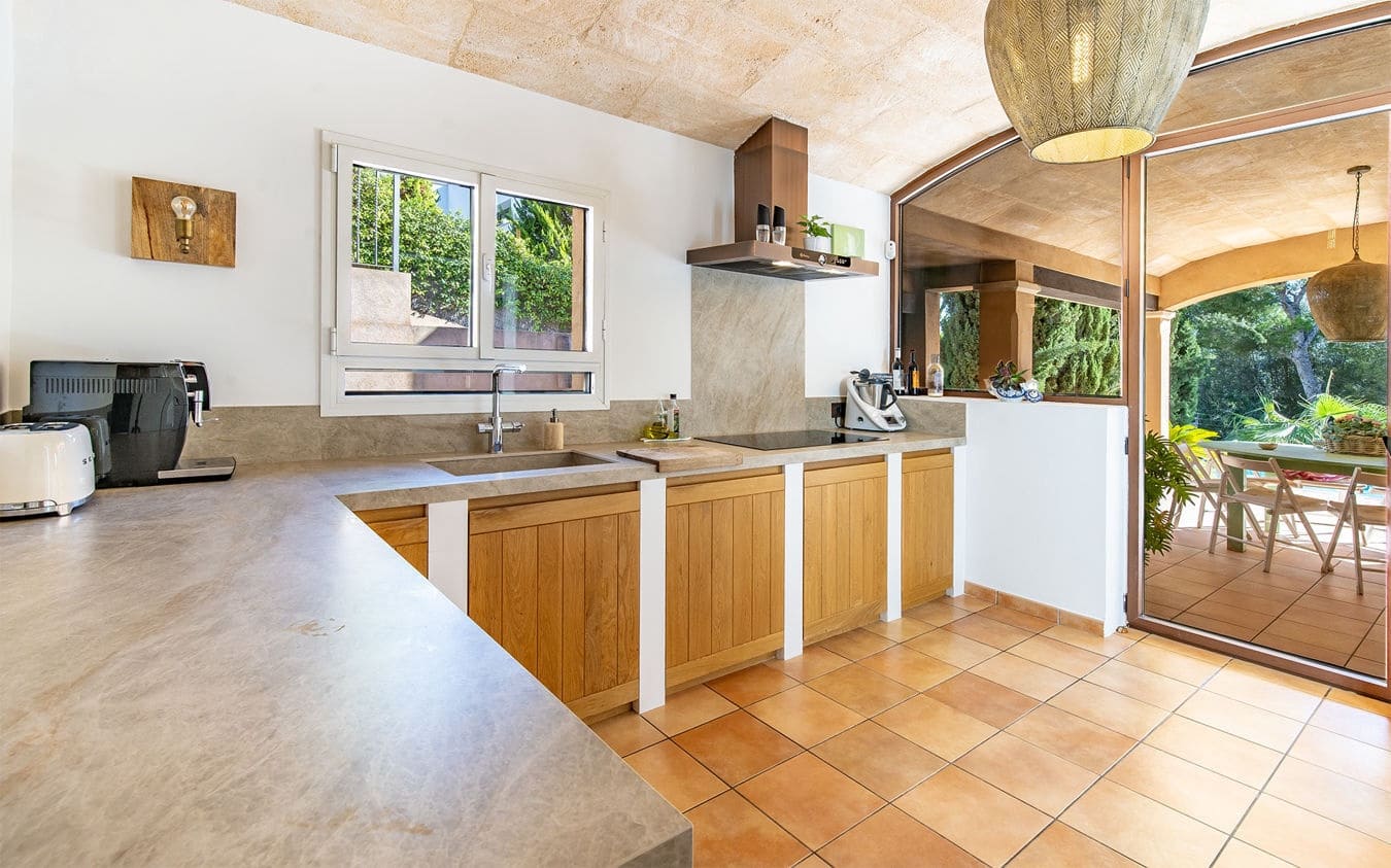 3 bedroom Villa for sale in Santa Ponsa with pool garage - € 1,850,000 (Ref: 9486481)