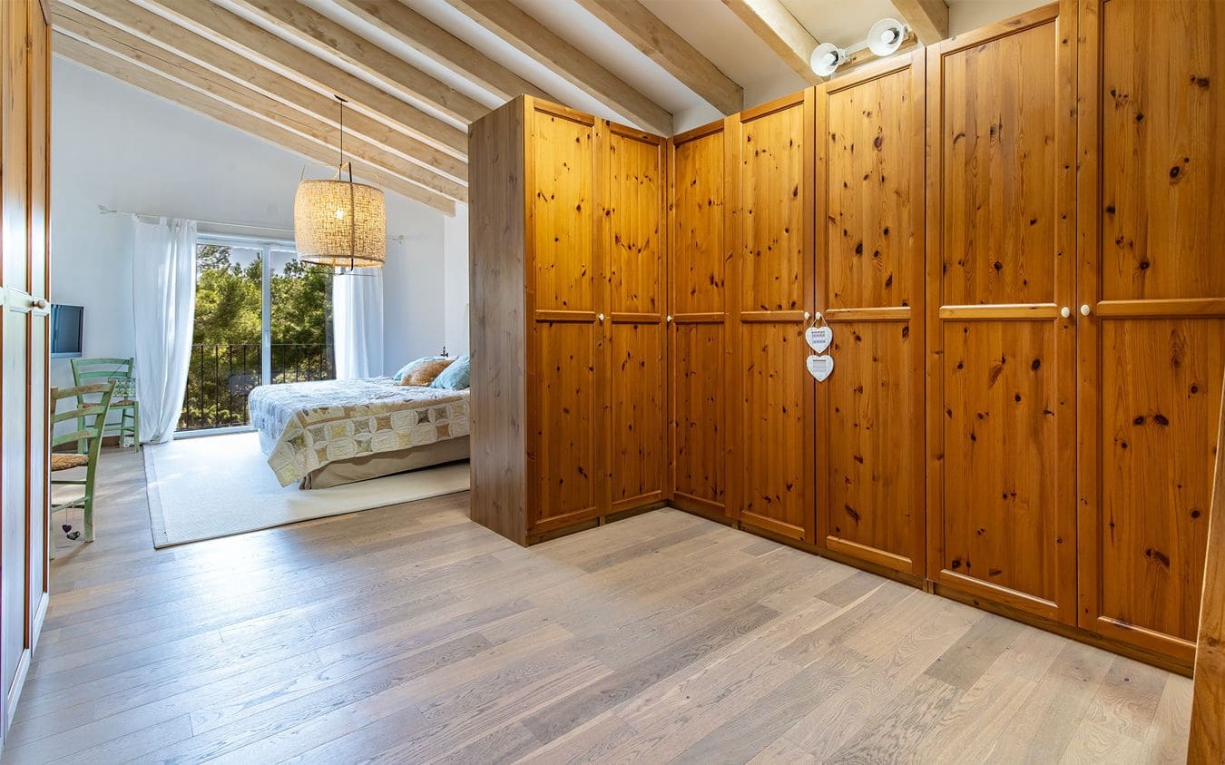 3 bedroom Villa for sale in Santa Ponsa with pool garage - € 1,850,000 (Ref: 9486481)