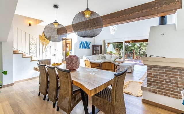 3 soveværelse Villa til salg i Santa Ponsa, Calvià med swimmingpool garage - € 1.850.000 (Ref: 9486481)