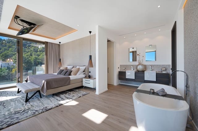 5 soverom Villa til salgs i Puerto de Andratx, Andratx med svømmebasseng garasje - € 7 950 000 (Ref: 9486482)