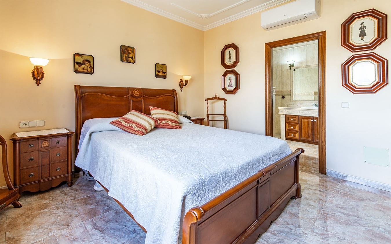 3 soveværelse Villa til salg i Marratxi med swimmingpool garage - € 1.250.000 (Ref: 9486483)