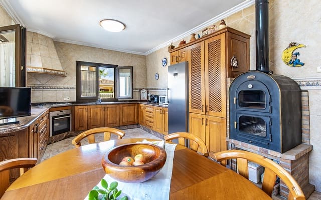 3 soveværelse Villa til salg i Marratxí med swimmingpool garage - € 1.250.000 (Ref: 9486483)