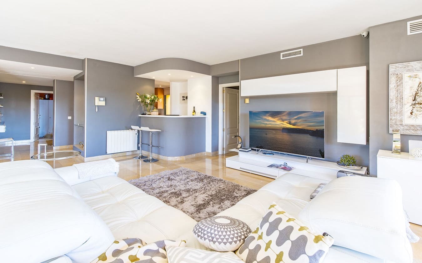 3 bedroom Penthouse for sale in Santa Ponsa with pool garage - € 1,390,000 (Ref: 9486578)