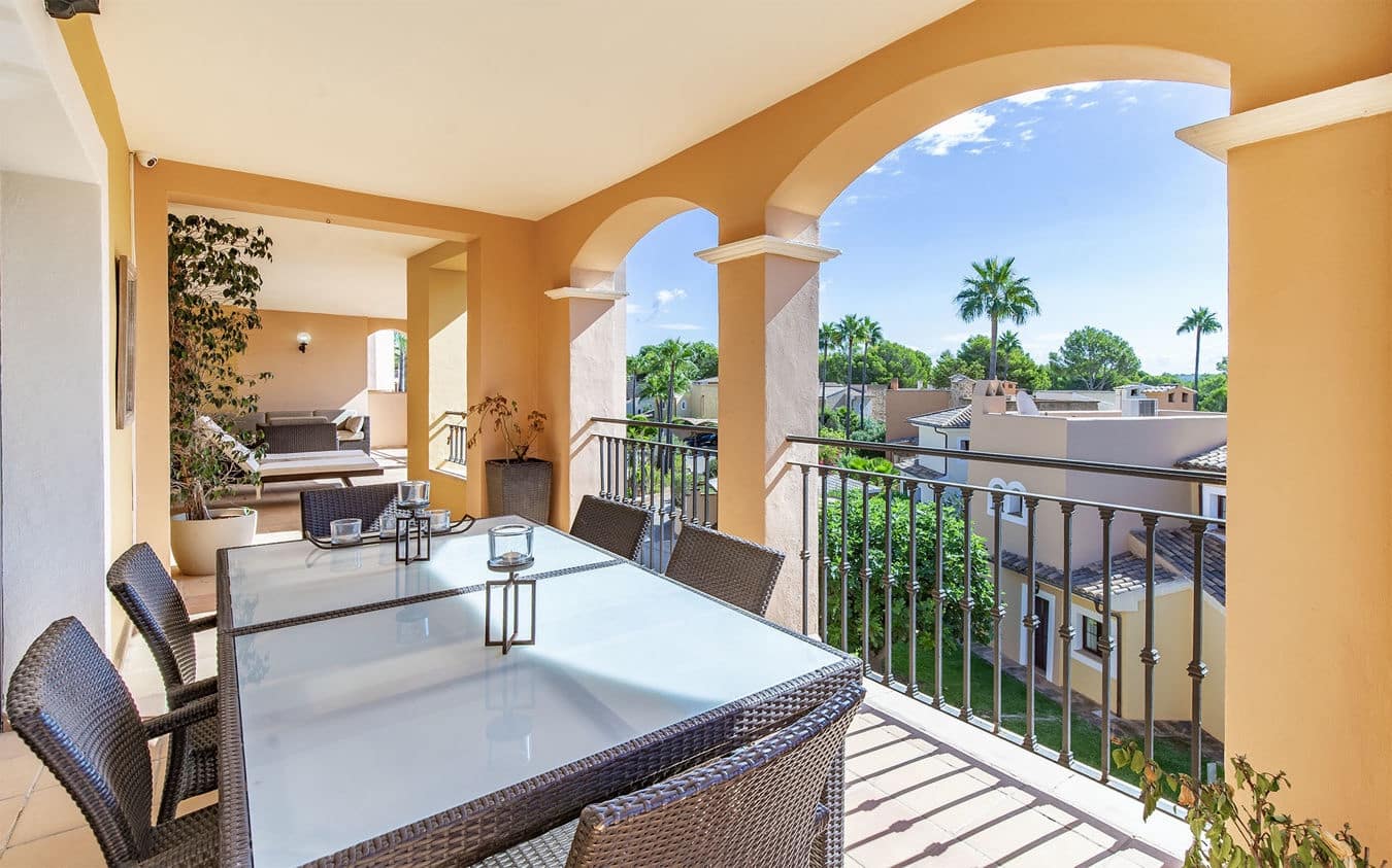 3 bedroom Penthouse for sale in Santa Ponsa with pool garage - € 1,390,000 (Ref: 9486578)