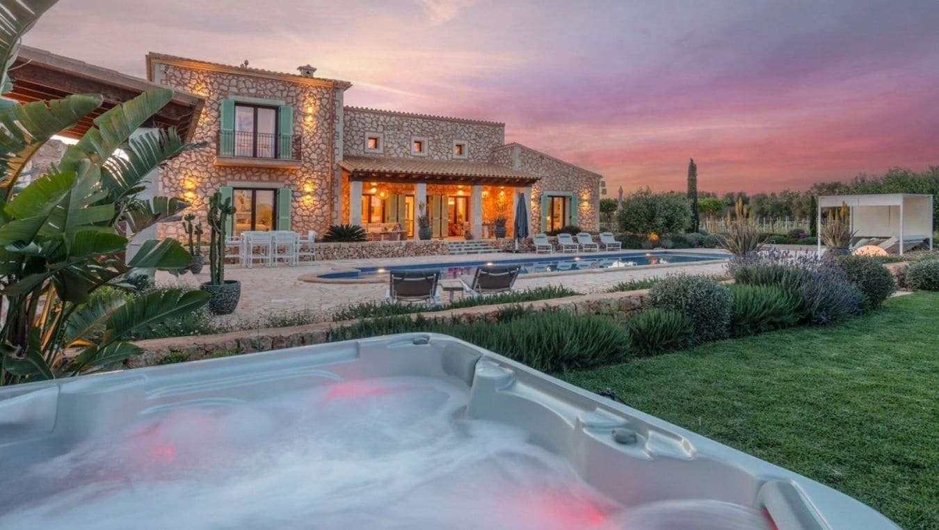 5 soveværelse Villa til salg i Llucmajor med swimmingpool garage - € 5.950.000 (Ref: 9486580)