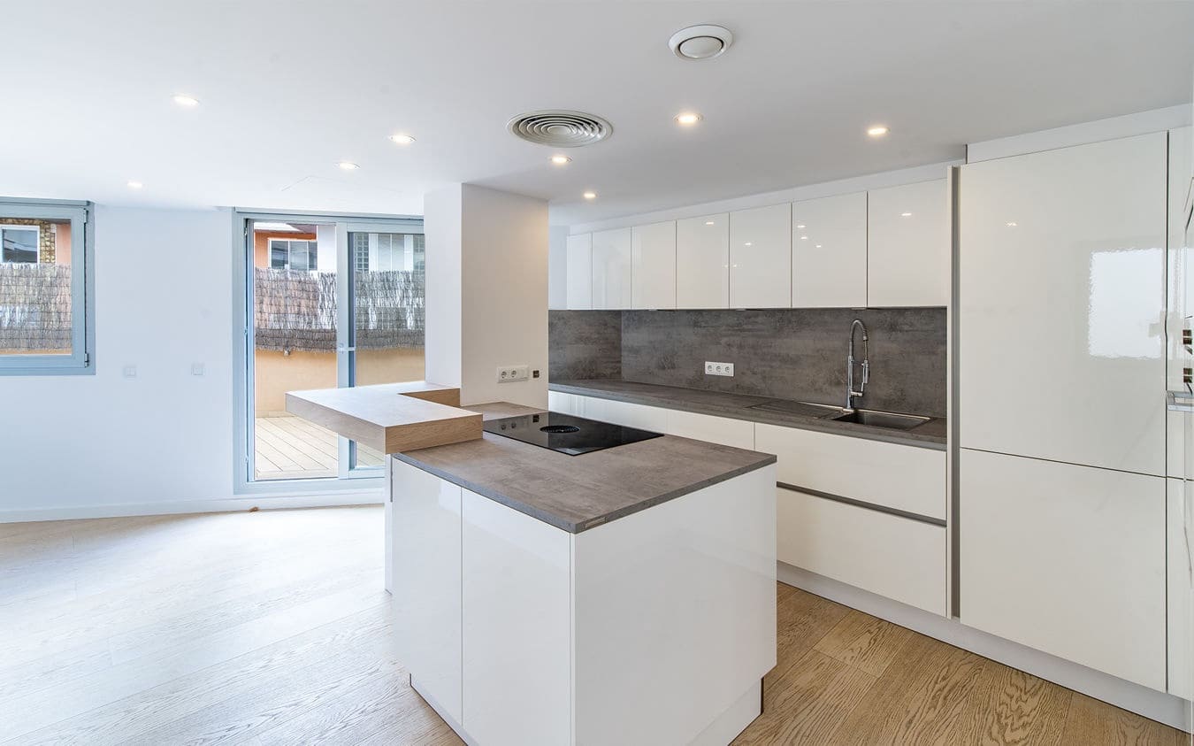 3 slaapkamer Penthouse te koop in Palma de Mallorca met garage - € 2.400.000 (Ref: 9487977)