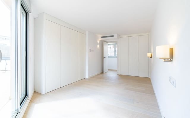 3 slaapkamer Penthouse te koop in Cort, Palma de Mallorca met garage - € 2.400.000 (Ref: 9487977)