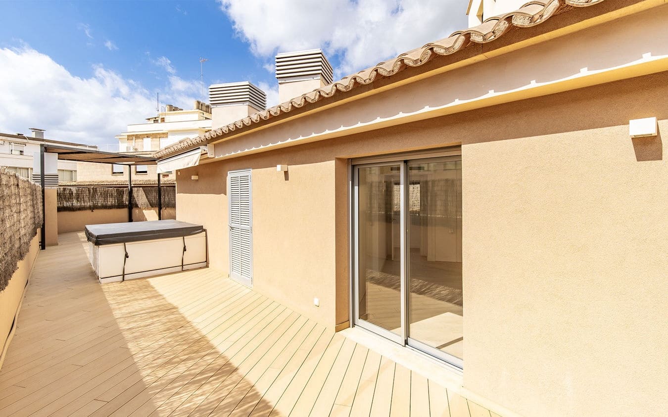 3 slaapkamer Penthouse te koop in Palma de Mallorca met garage - € 2.400.000 (Ref: 9487977)