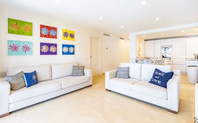 2 makuuhuone Huoneisto myytävänä paikassa Puerto de Andratx, Andratx mukana uima-altaan 
autotalli - 990 000 € (Ref: 9488520)