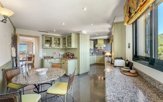 3 bedroom Penthouse for sale in Bendinat, Calvià with pool garage - € 2,395,000 (Ref: 9495539)