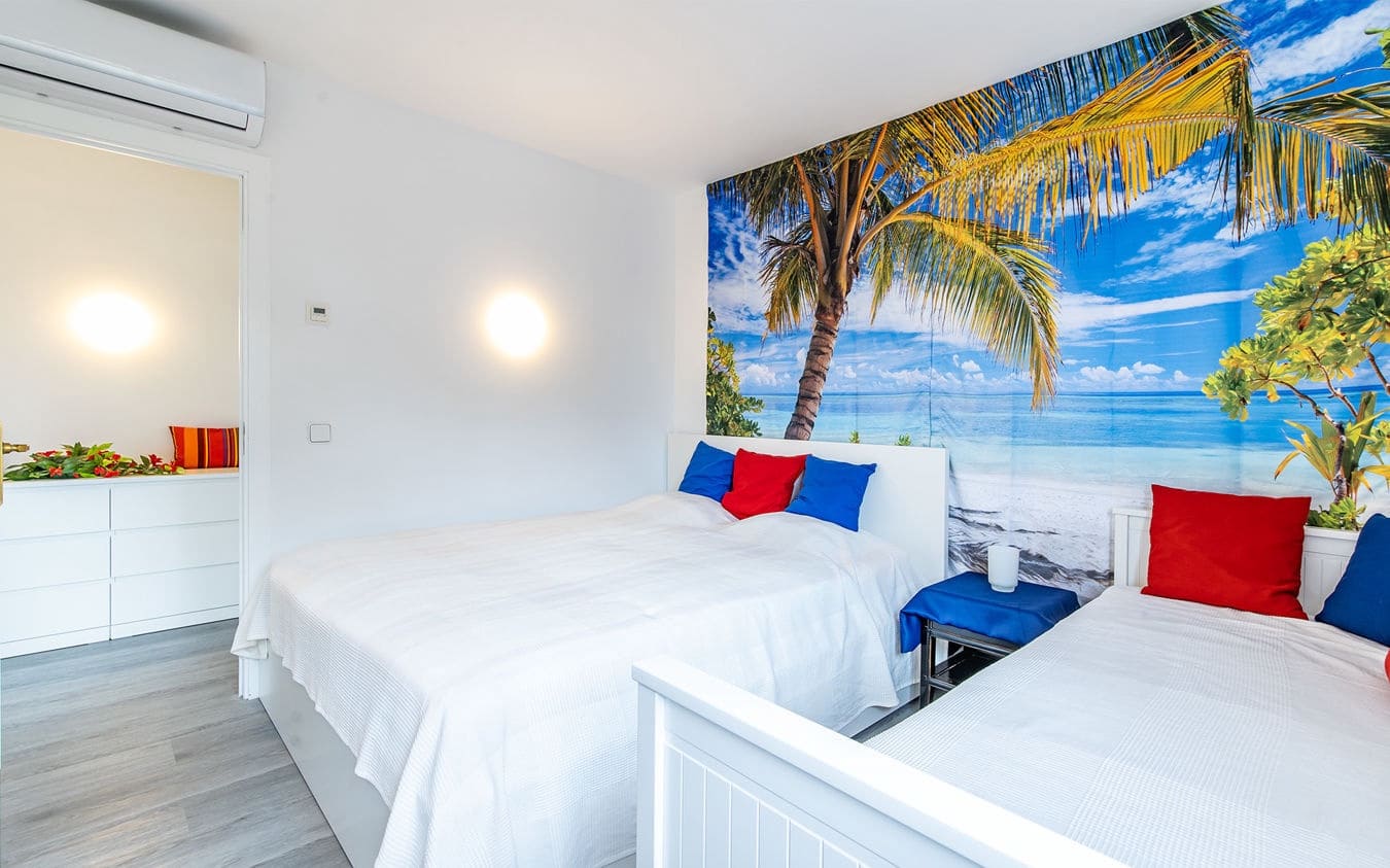 Ático de 3 habitaciones en Peguera / Paguera en venta con piscina garaje - 1.590.000 € (Ref: 9496468)