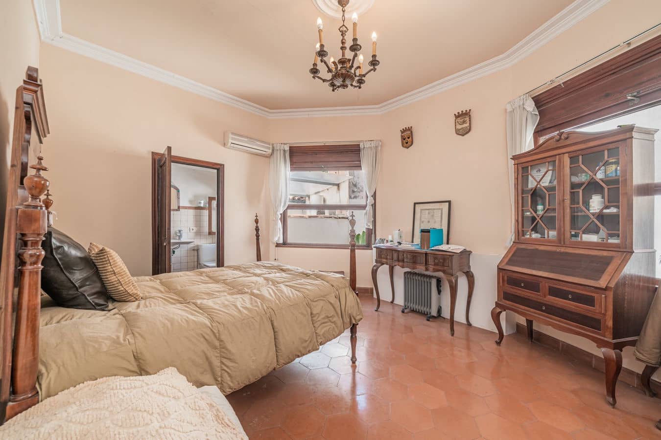 10 bedroom Townhouse for sale in Soller with pool - € 1,980,000 (Ref: 9500042)