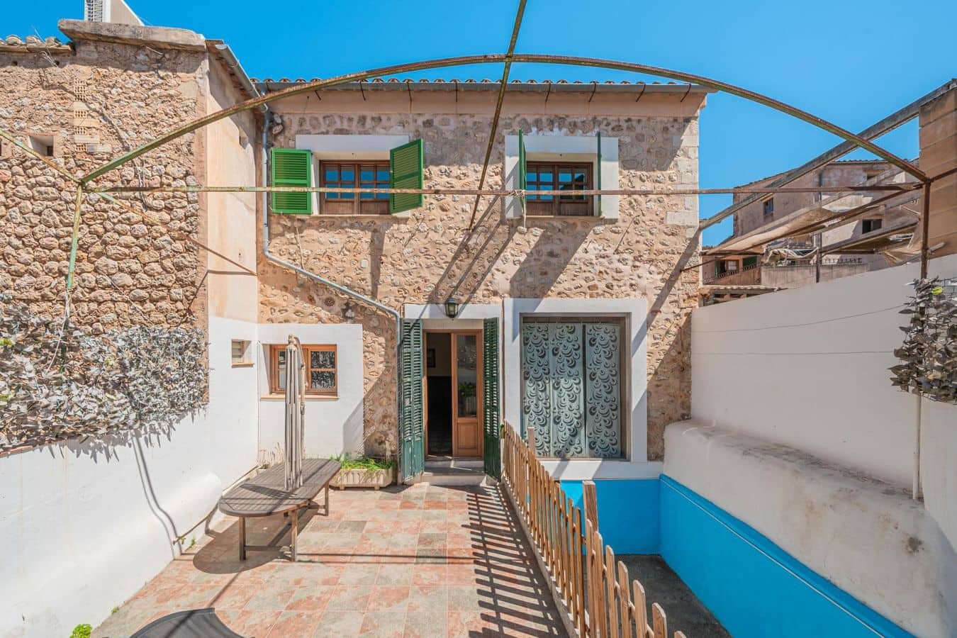 10 bedroom Townhouse for sale in Soller with pool - € 1,980,000 (Ref: 9500042)