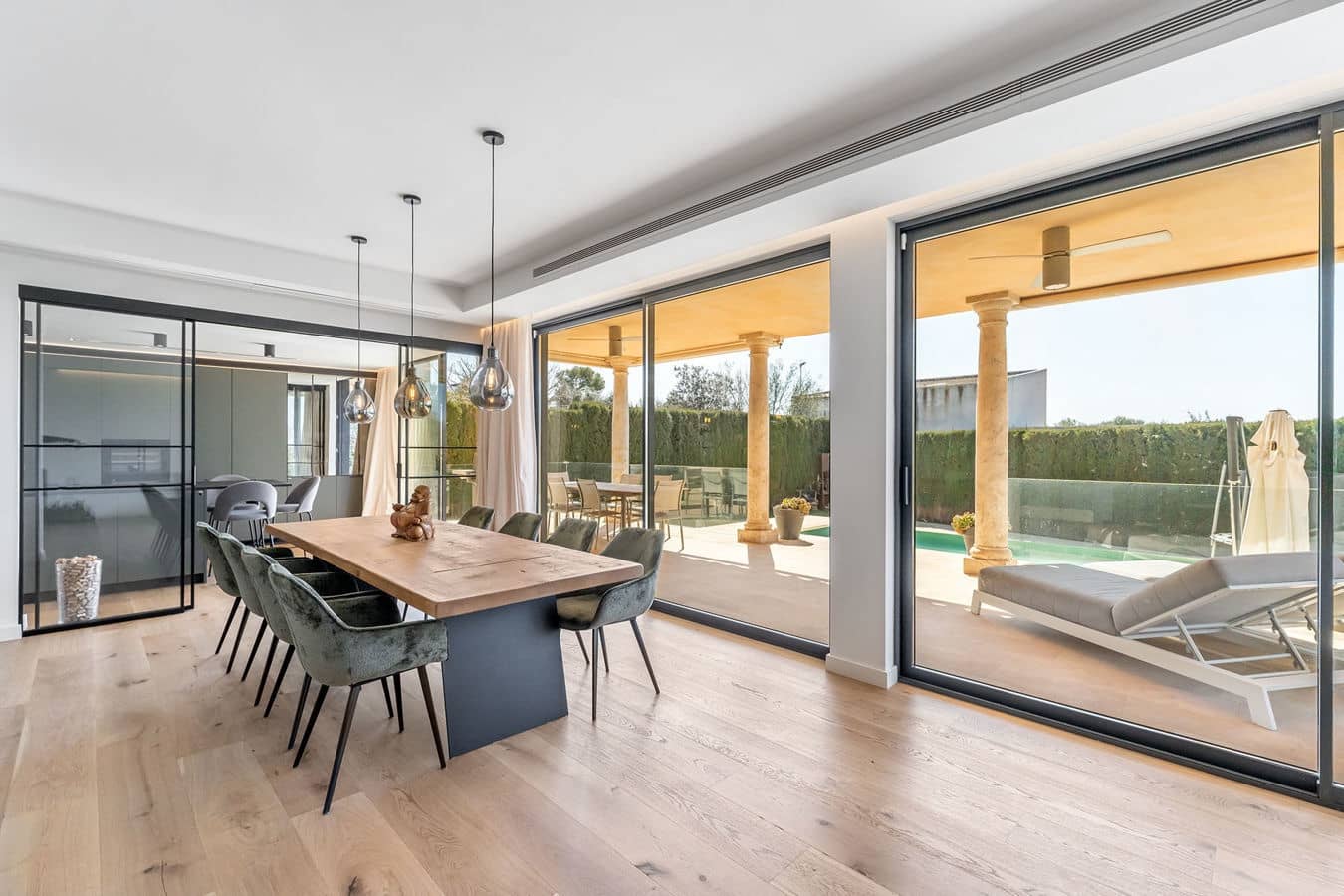 4 bedroom Villa for sale in Sa Cabaneta / La Cabaneta with pool garage - € 1,765,000 (Ref: 9500043)