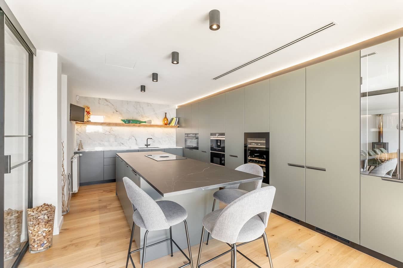 4 bedroom Villa for sale in Sa Cabaneta / La Cabaneta with pool garage - € 1,765,000 (Ref: 9500043)