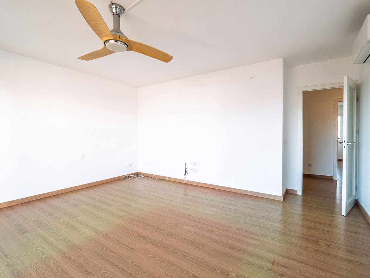 3 bedroom Apartment for sale in Palma de Mallorca - € 469,000 (Ref: 9504647)