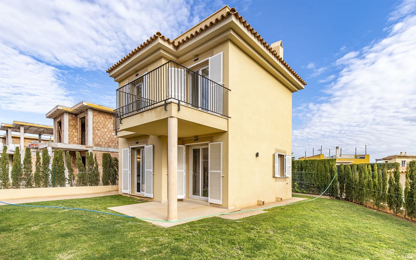 2 bedroom Villa for sale in Sa Rapita / La Rapita with pool - € 695,000 (Ref: 9510122)