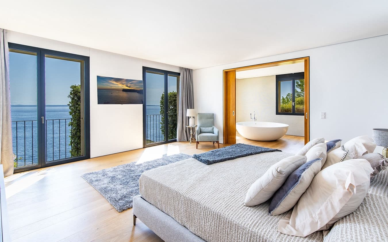 7 makuuhuone Huvila myytävänä paikassa Cala Vinyes / Cala Vinyas / Cala Vinas mukana uima-altaan 
autotalli - 24 000 000 € (Ref: 9516480)