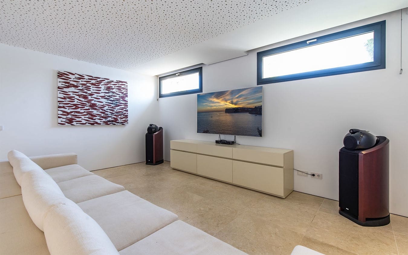 7 makuuhuone Huvila myytävänä paikassa Cala Vinyes / Cala Vinyas / Cala Vinas mukana uima-altaan 
autotalli - 24 000 000 € (Ref: 9516480)