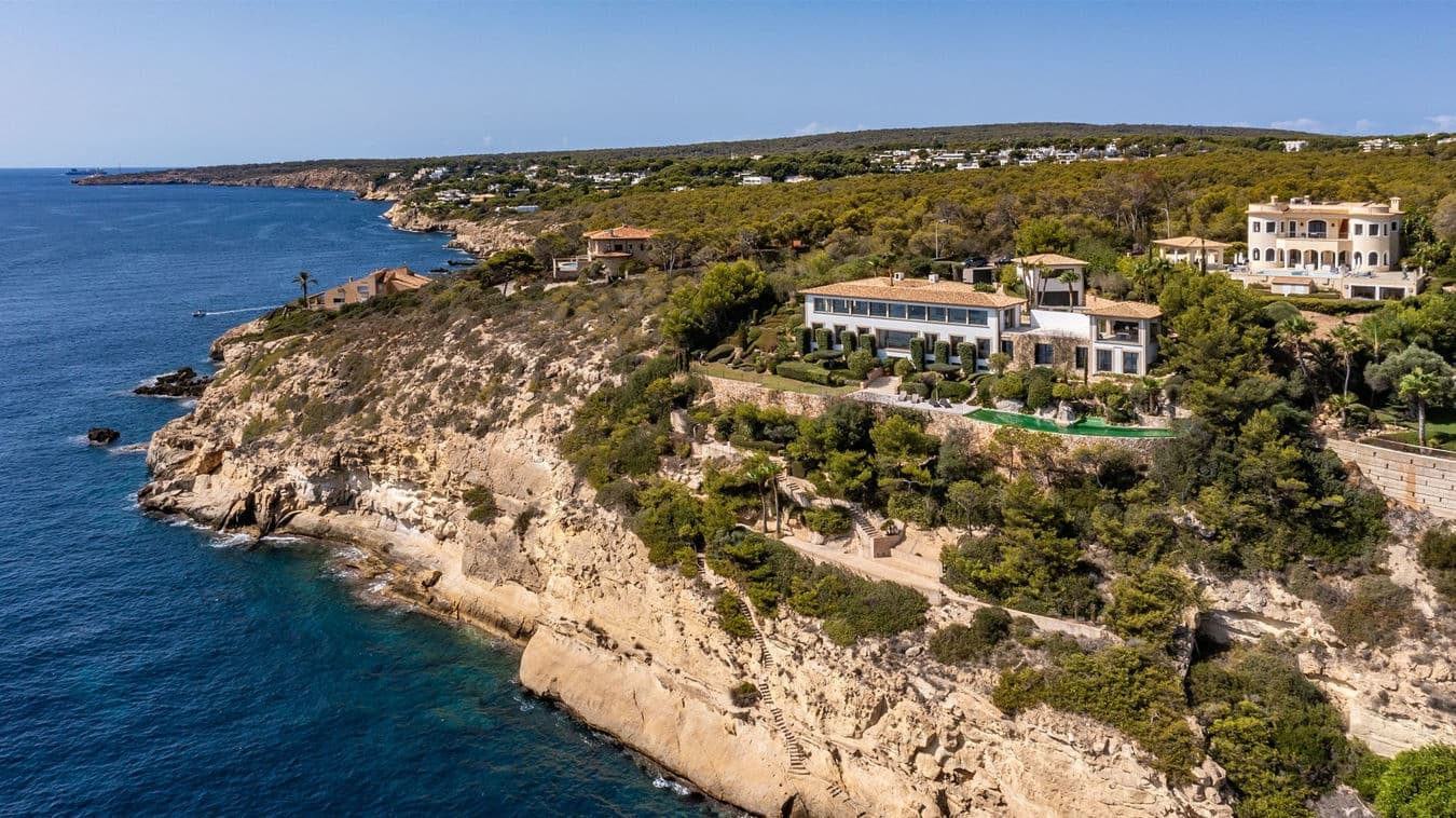 7 makuuhuone Huvila myytävänä paikassa Cala Vinyes / Cala Vinyas / Cala Vinas mukana uima-altaan 
autotalli - 24 000 000 € (Ref: 9516480)