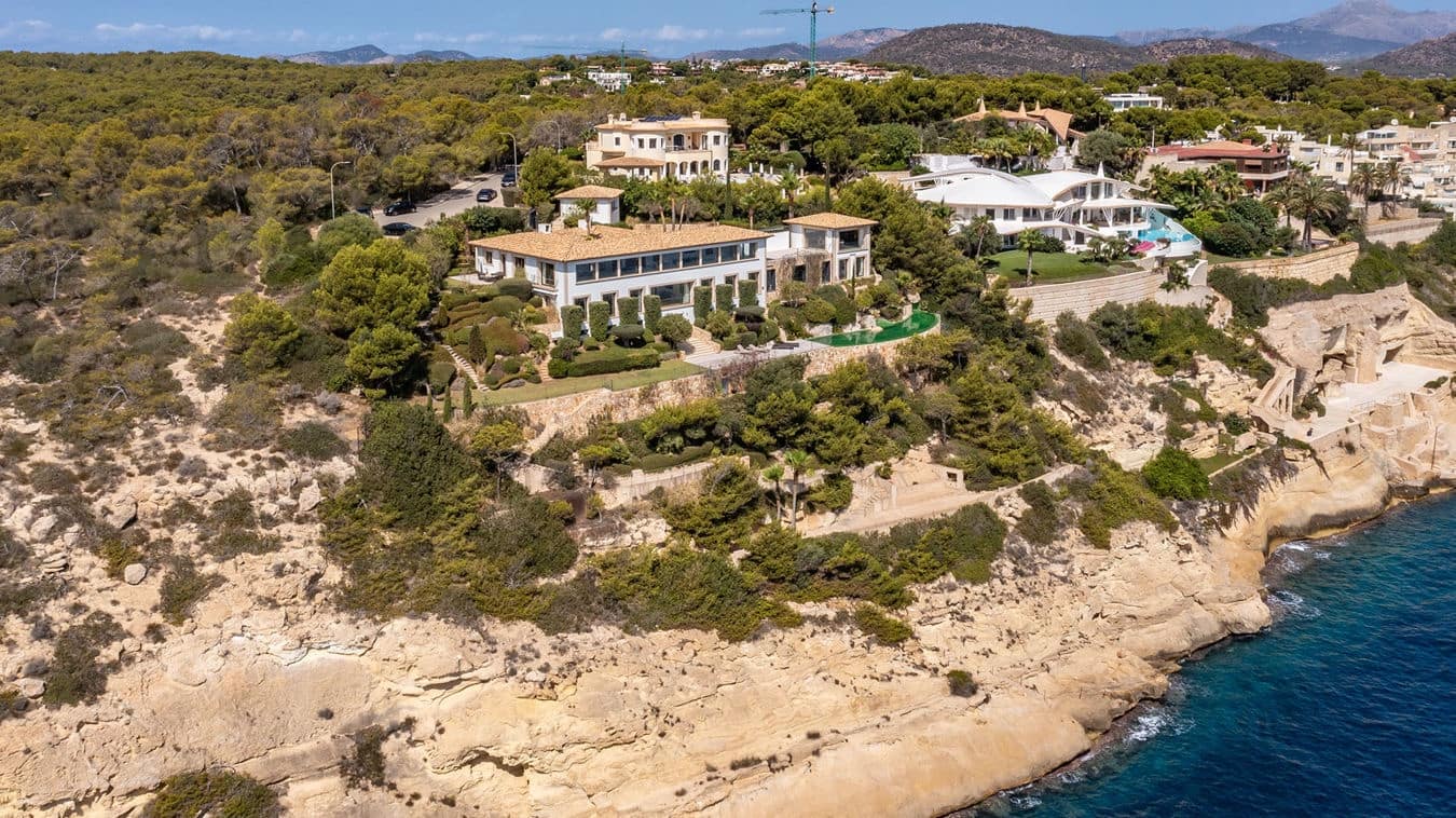 7 makuuhuone Huvila myytävänä paikassa Cala Vinyes / Cala Vinyas / Cala Vinas mukana uima-altaan 
autotalli - 24 000 000 € (Ref: 9516480)