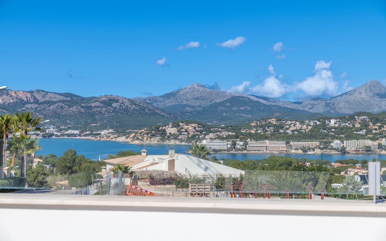 Chalet de 5 habitaciones en Santa Ponsa en venta con piscina garaje - 5.900.000 € (Ref: 9516483)