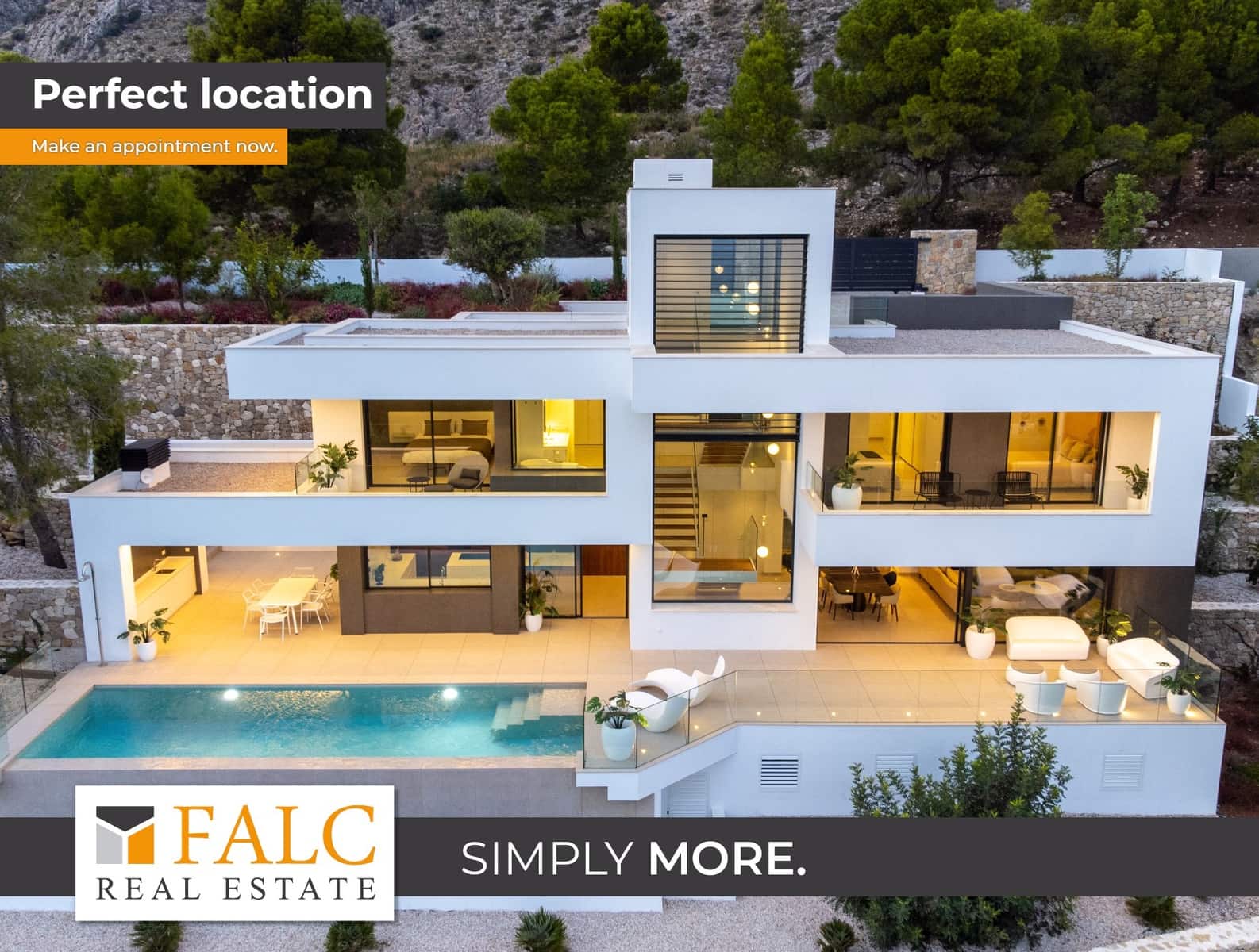 4 bedroom Villa for sale in Altea with pool garage - € 2,135,000 (Ref: 9519399)