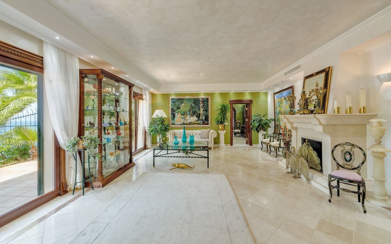 7 bedroom Villa for sale in Puerto de Andratx with pool garage - € 7,400,000 (Ref: 9521410)