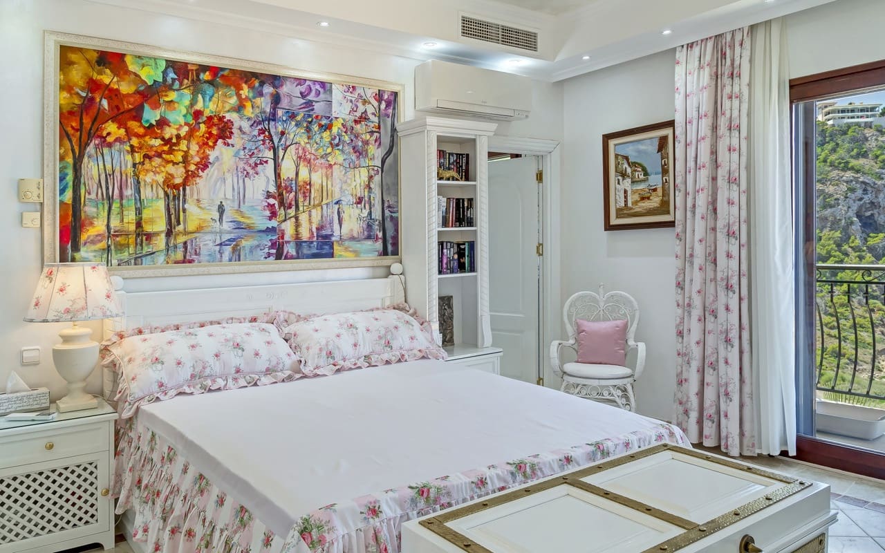 7 bedroom Villa for sale in Puerto de Andratx with pool garage - € 7,400,000 (Ref: 9521410)