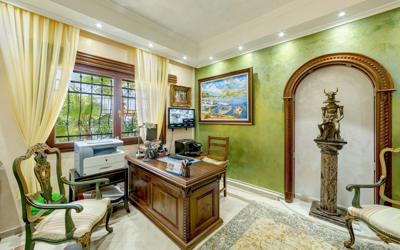 7 bedroom Villa for sale in Puerto de Andratx with pool garage - € 7,400,000 (Ref: 9521410)