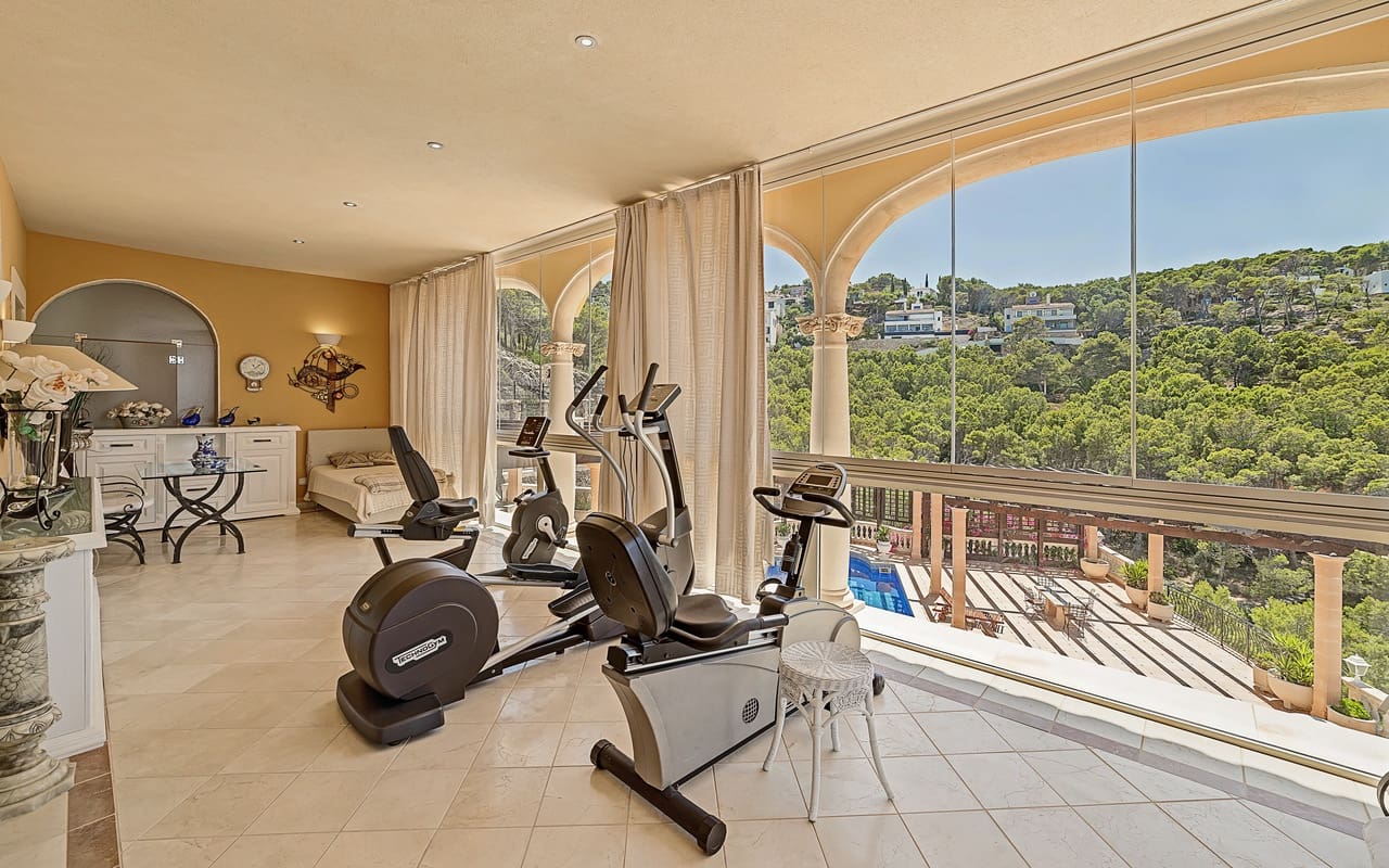 7 bedroom Villa for sale in Puerto de Andratx with pool garage - € 7,400,000 (Ref: 9521410)