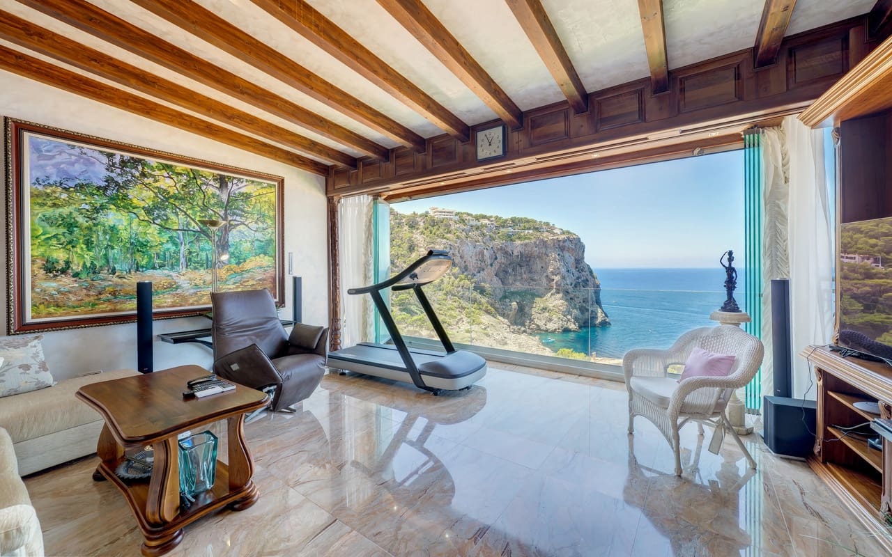 7 bedroom Villa for sale in Puerto de Andratx with pool garage - € 7,400,000 (Ref: 9521410)