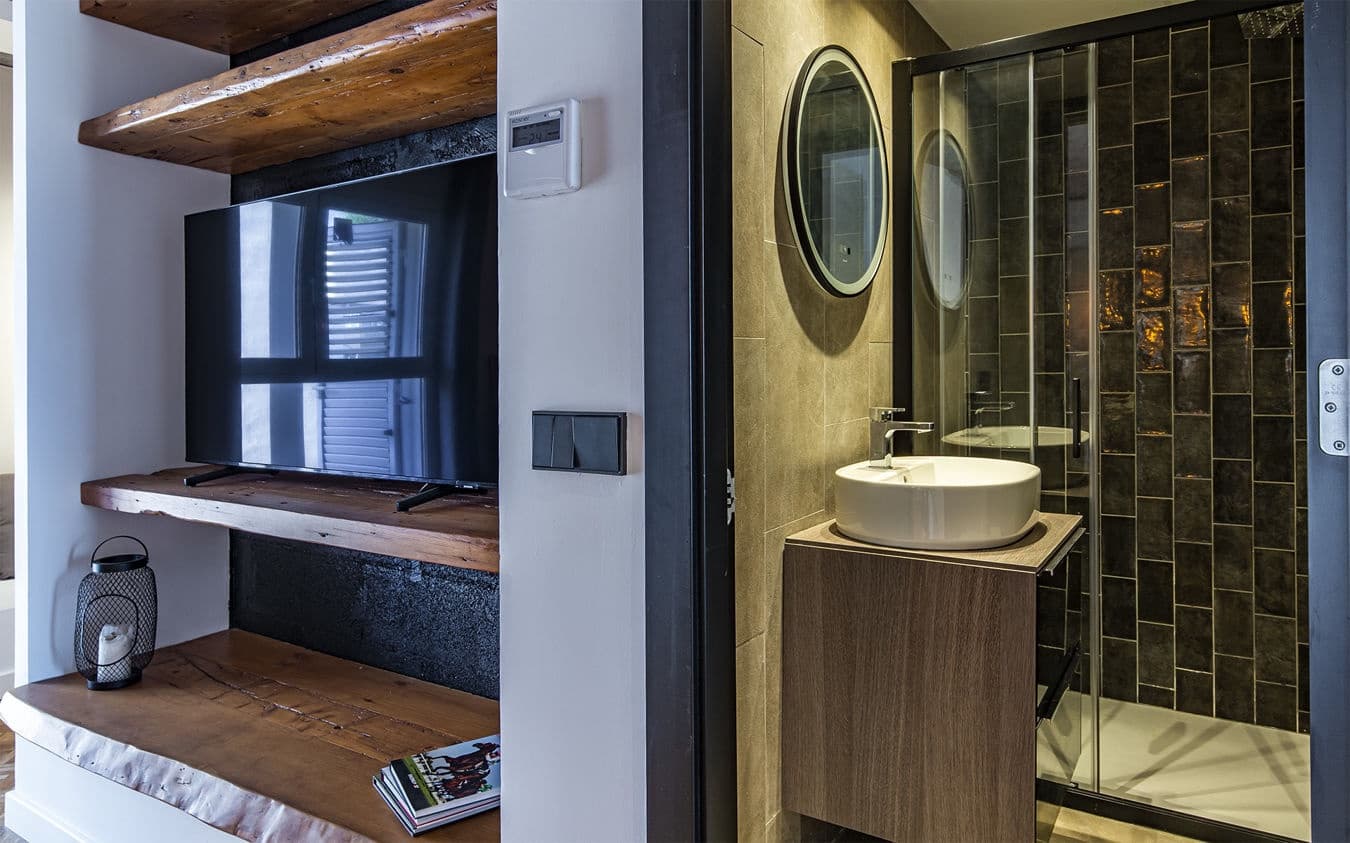 2 bedroom Apartment for sale in El Toro / Port Adriano with garage - € 945,000 (Ref: 9521411)