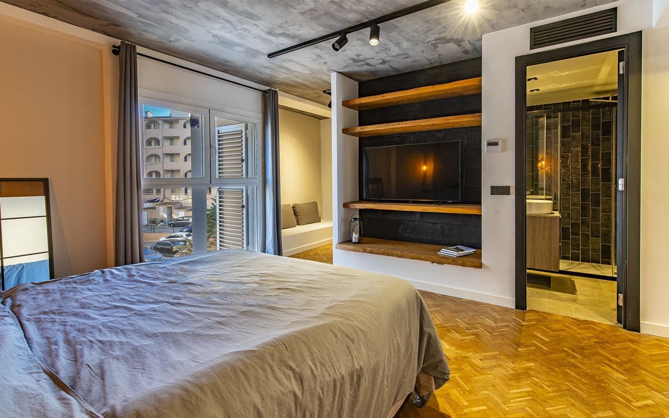 2 bedroom Apartment for sale in El Toro / Port Adriano with garage - € 945,000 (Ref: 9521411)