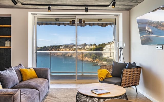 2 bedroom Apartment for sale in El Toro / Port Adriano, Calvià with garage - € 945,000 (Ref: 9521411)