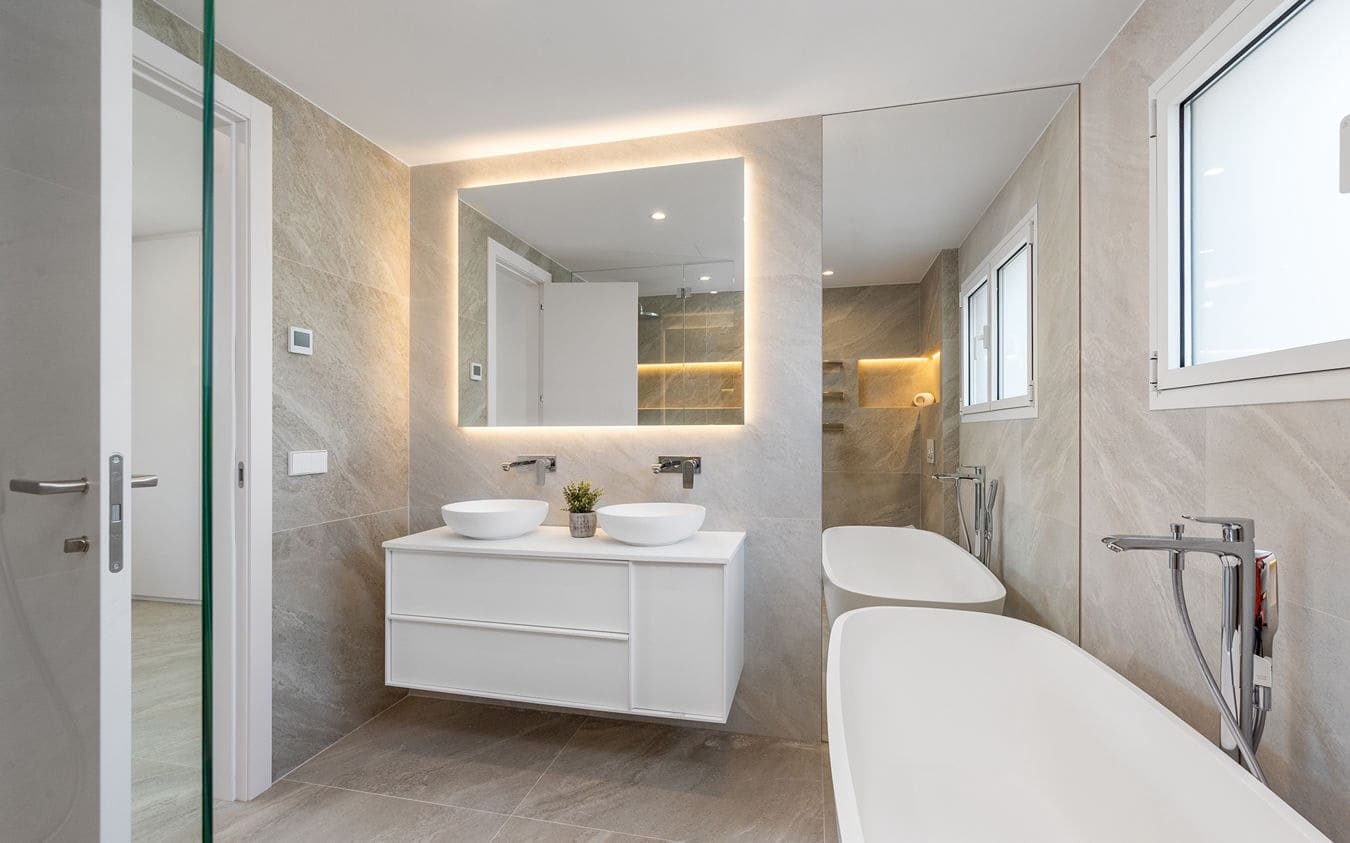 4 bedroom Villa for sale in El Toro / Port Adriano with pool garage - € 2,500,000 (Ref: 9521472)