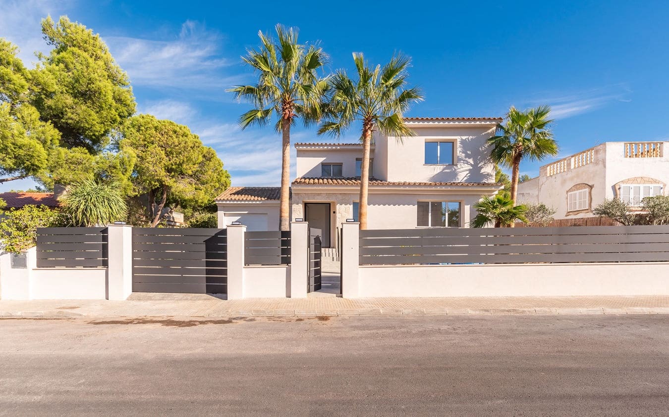 4 bedroom Villa for sale in El Toro / Port Adriano with pool garage - € 2,500,000 (Ref: 9521472)