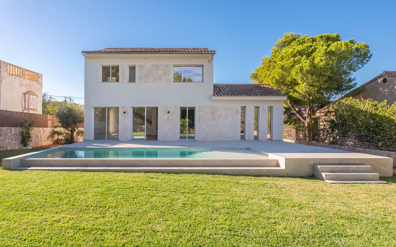 4 bedroom Villa for sale in El Toro / Port Adriano with pool garage - € 2,500,000 (Ref: 9521472)