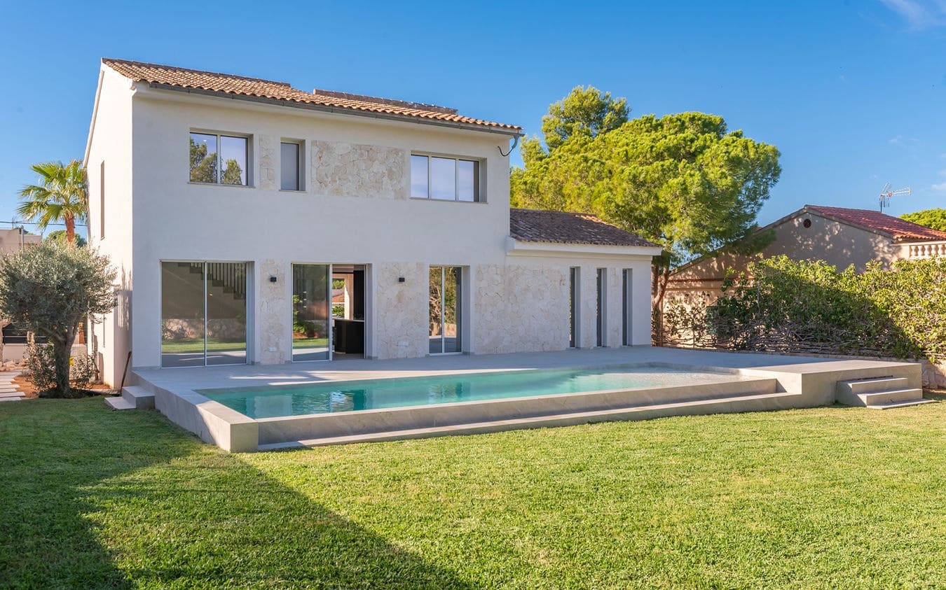 4 bedroom Villa for sale in El Toro / Port Adriano with pool garage - € 2,500,000 (Ref: 9521472)