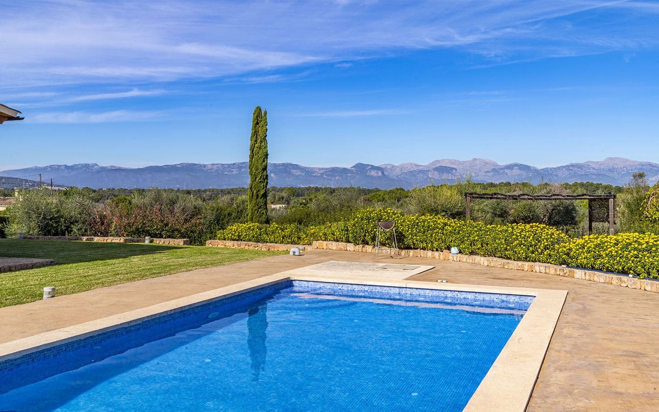 4 bedroom Finca/Country House for sale in Algaida with pool garage - € 2,500,000 (Ref: 9521474)